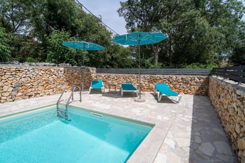 Villa ANNA-LENA with pool close to sandy beach