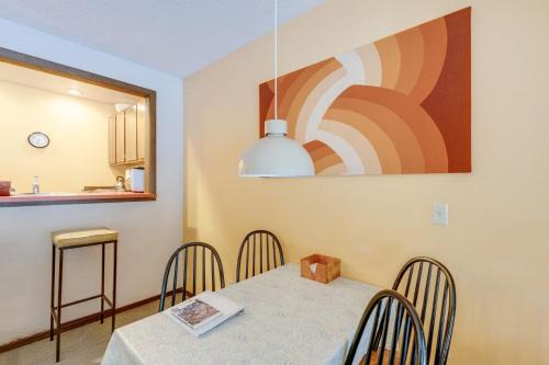 33SW - WiFi - Fireplace - Amenities - Sleeps 4 home, Glacier (fotografie 7)