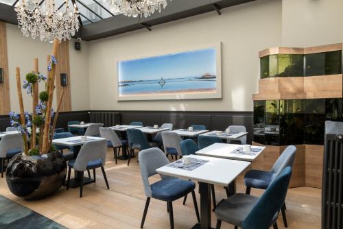 طعام و مشروبات, Hotel De L'univers in Intra Muros