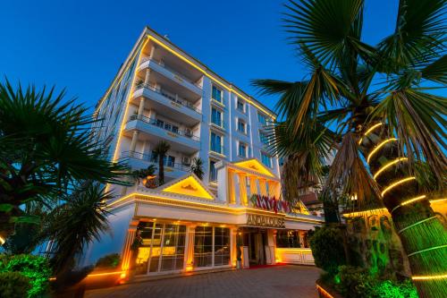 Зовнішній вигляд готелю, Andalouse Elegant Suite Hotel in Трабзон