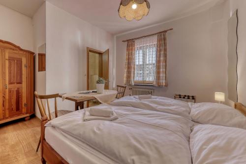 Hotel Bayerischer Hof Room Type - Double Room