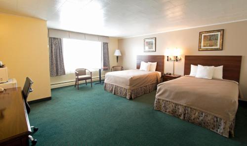 Travelers Inn - image 2