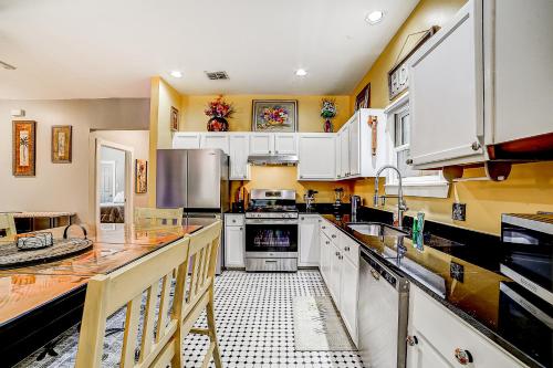 Woodlawn Hideaway near สวนสาธารณะแบร็กเคนริดจ์