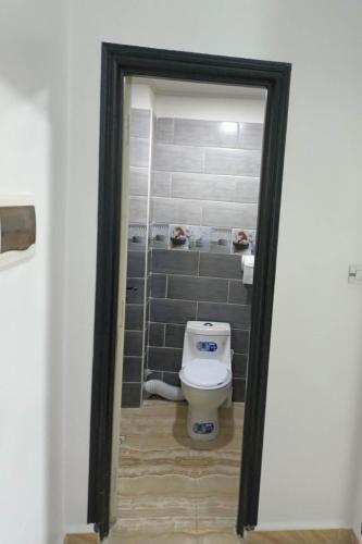 2 bedrooms, 5 beds