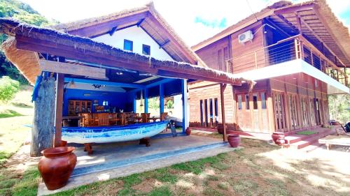Restaurant, Khabita Beach Resort in Gili Gede