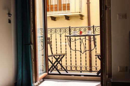 Double Room with Balcony image 10