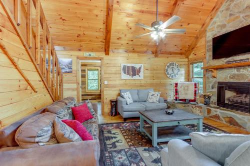 Mineral Bluff Cabin: Hot Tub, Pets, & Peace, Mineral Bluff (fotografie 6)