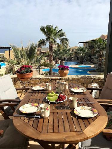 Apartment room in Ninas Place 5min On Foot From The Beach