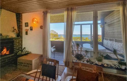 Nice Home In Bergastrand With Wifi in Hakenäset