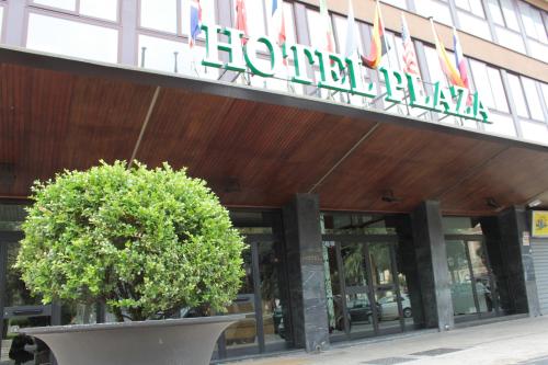 Hotel Plaza, Tarente