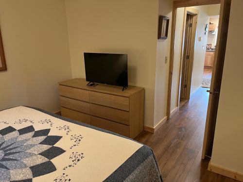 Creekside Downtown Vacation Suites, Only Adults 25 or older detail