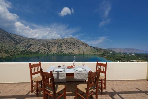 Lakescape Villa In Kournas - Amazing View