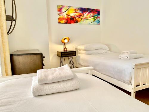 Luxury Apartment at Woodsmill Quay - image 13