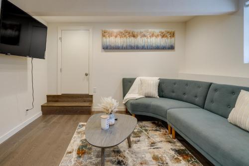 Efficiently Equipped Pacifica Apt - 1 Mi to Beach! Efficiently Equipped Pacifica Apt - 1 Mi to Beach!