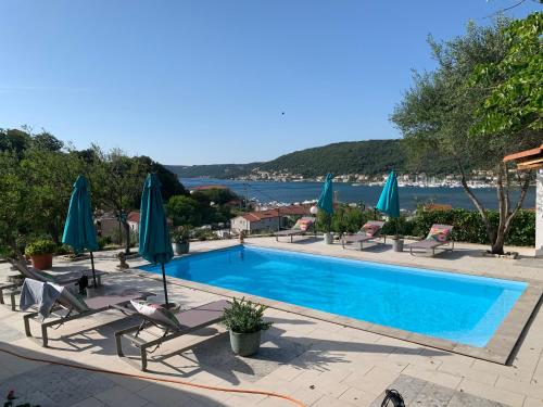 Villa Saranda – khách sạn tại Kampor