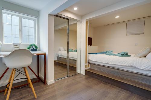 Efficiently Equipped Pacifica Apt - 1 Mi to Beach! Efficiently Equipped Pacifica Apt - 1 Mi to Beach!