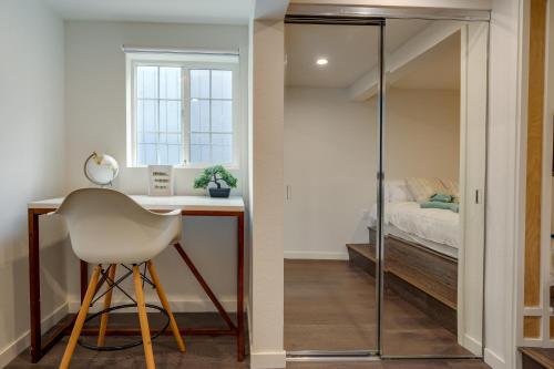 Efficiently Equipped Pacifica Apt - 1 Mi to Beach! Efficiently Equipped Pacifica Apt - 1 Mi to Beach!