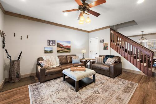 License to Chill in Banner Elk, USA