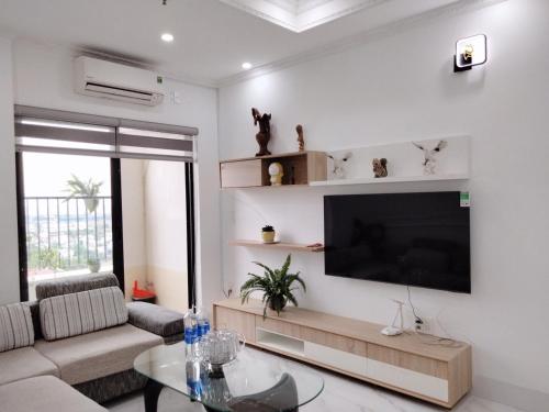 Happiest Homestay 2 - Manor Crown Hue