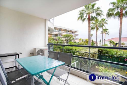 Air conditioning Studio with pool St Laurent du Var, Saint-Laurent-du-Var (foto 7)