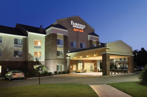 Fairfield Inn & Suites by Marriott Weirton