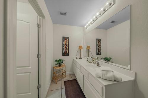 Perdido Grande 2502 by Vacation Homes Collection – Orange Beach, AL