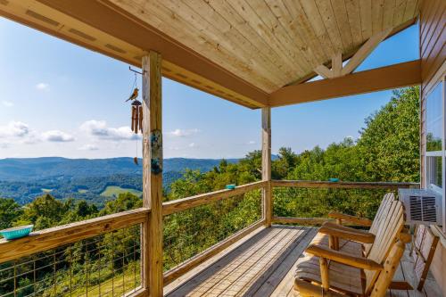 Lookout Place in Boone, USA
