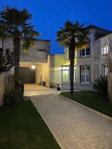 Domaine de l'Angélique - Loft avec SPA privatif - Marais poitevin entre Niort et La Rochelle (Domaine de l'Angelique - Loft avec SPA privatif - Marais poitevin entre Niort et La Rochelle) in 阿爾賽