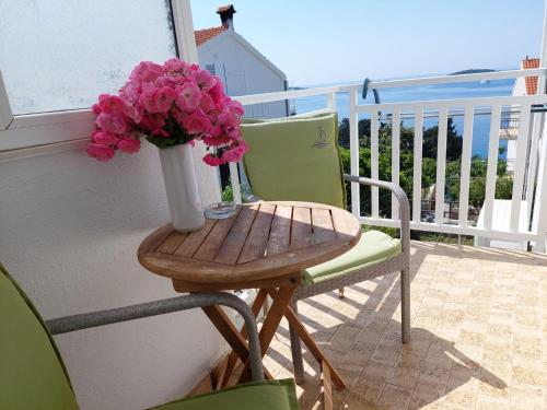 Apartments Vucetic in Hvar