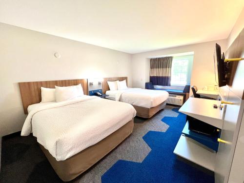 Microtel Inn by Wyndham Janesville