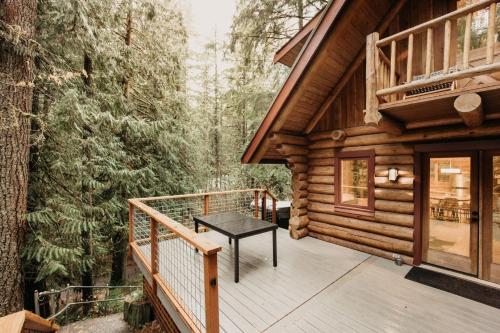81SL - Hot Tub - WiFi - Pets Ok cabin, Glacier (foto 5)