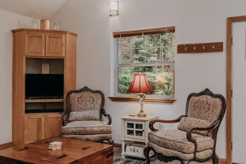 61MBR - Hot Tub - Wi-Fi - Pets Ok - Sleeps 6 home, Glacier (zdjęcie 7)
