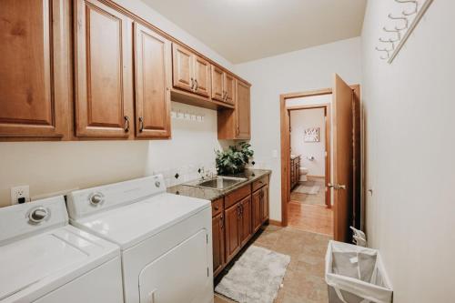 20GS - WiFi - F P - WithD - Sleeps 6 home - image 13