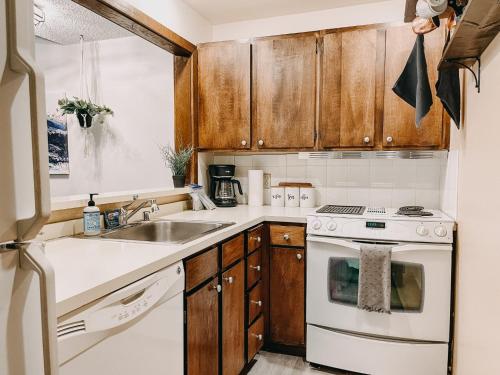 73SW - WiFi - F P - WithD - Sleeps 6 home, Glacier (foto 7)