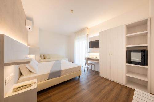 Hotel Corfu in Pineto