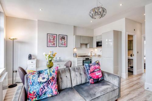 Elegant 1 bed apartment- Hampstead Village, Лондон
