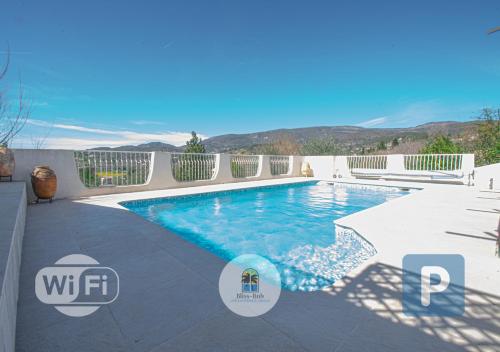 Maison Fesch, vue panoramique, 120m2, Piscine, 3ch - Location saisonnière - Fayence