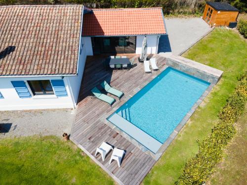 Villa de 4 chambres avec piscine privee jardin clos et wifi a Seignosse a 5 km de la plage