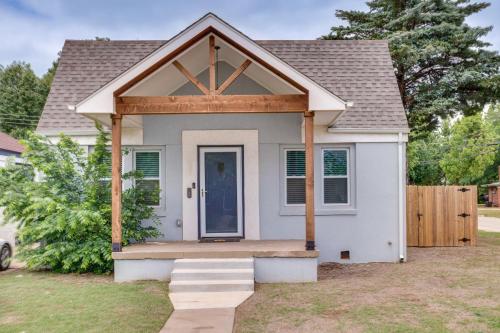 Modern Oklahoma City Home with Private Backyard! in Oklahoma City, USA