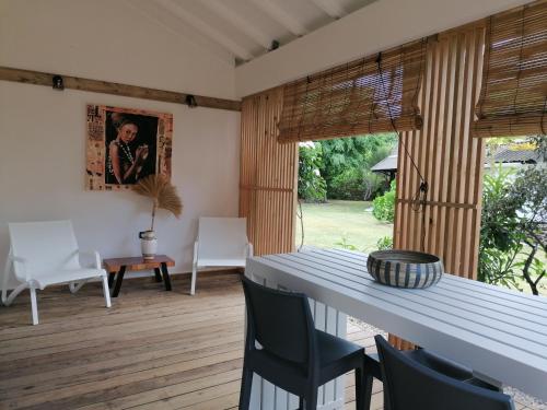 Green Villa Moorea in เตแน