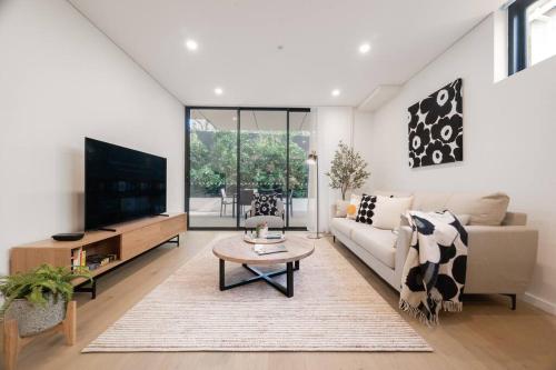 Le Soleil The Sun-Inspired Luxury Apartment - Warrawee