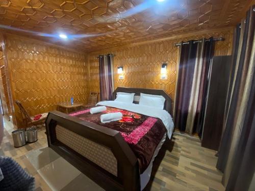 Hotel Mughal India in Sonmarga