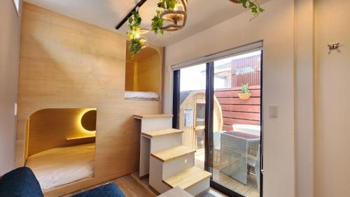 2 double beds