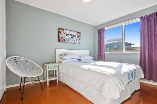 Broadway Delight - Waihi Beach Holiday Home