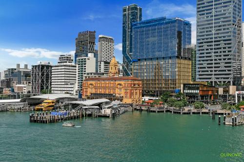 QV Upmarket Waterfront Apartment - 787