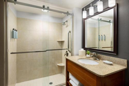 Courtyard by Marriott Atlantic City Beach Block - image 9