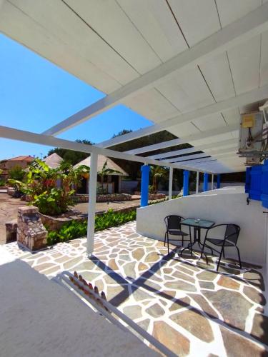  Spasmata studios, Ferienwohnung in Minia