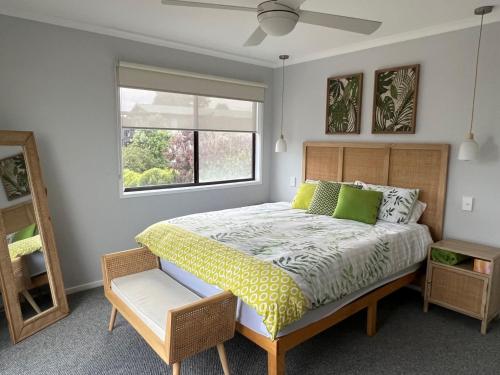 Four-Bedroom House image 10