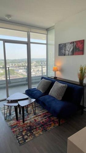 Brand New Starling Luxury Condo with Mountain Views in Burnaby (BC)