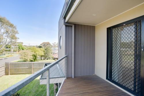 Getaway on Church Phillip Island Cowes - image 3